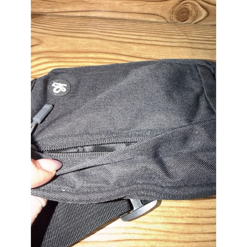 NEW WATERFLY Fanny Pack Unisex Water Resistant Hiking Waist Bag Adjustable Black
